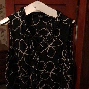 2 piece sleeveless top and straight skirt